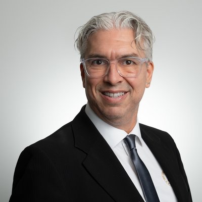 Portrait Carmelo Giamboi