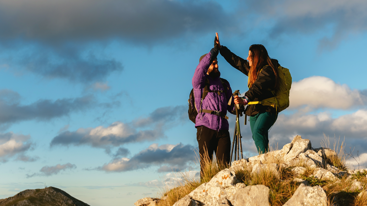 Berge erklimmen zusammen